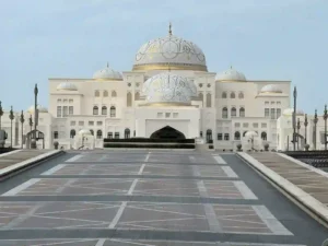 Abu Dhabi City Tour From Dubai: Full-Day Guided Tour - Image 3
