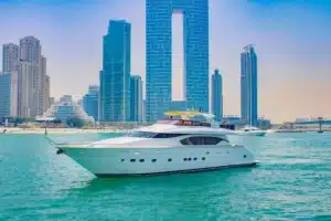 Dubai Marina Yacht Tour with Breakfast or BBQ - Image 2