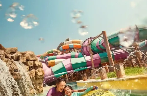 YAS WATER PARK Enjoing